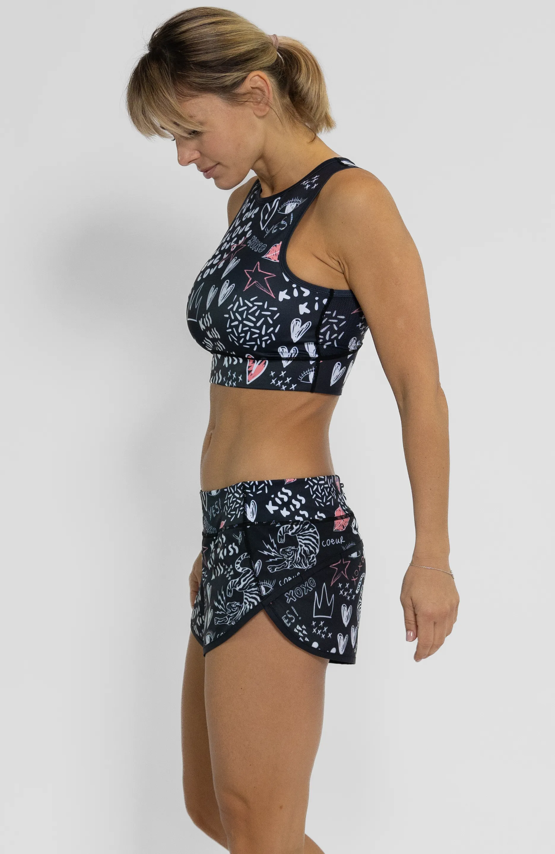 Love Bomb Women's Running Tech Crop