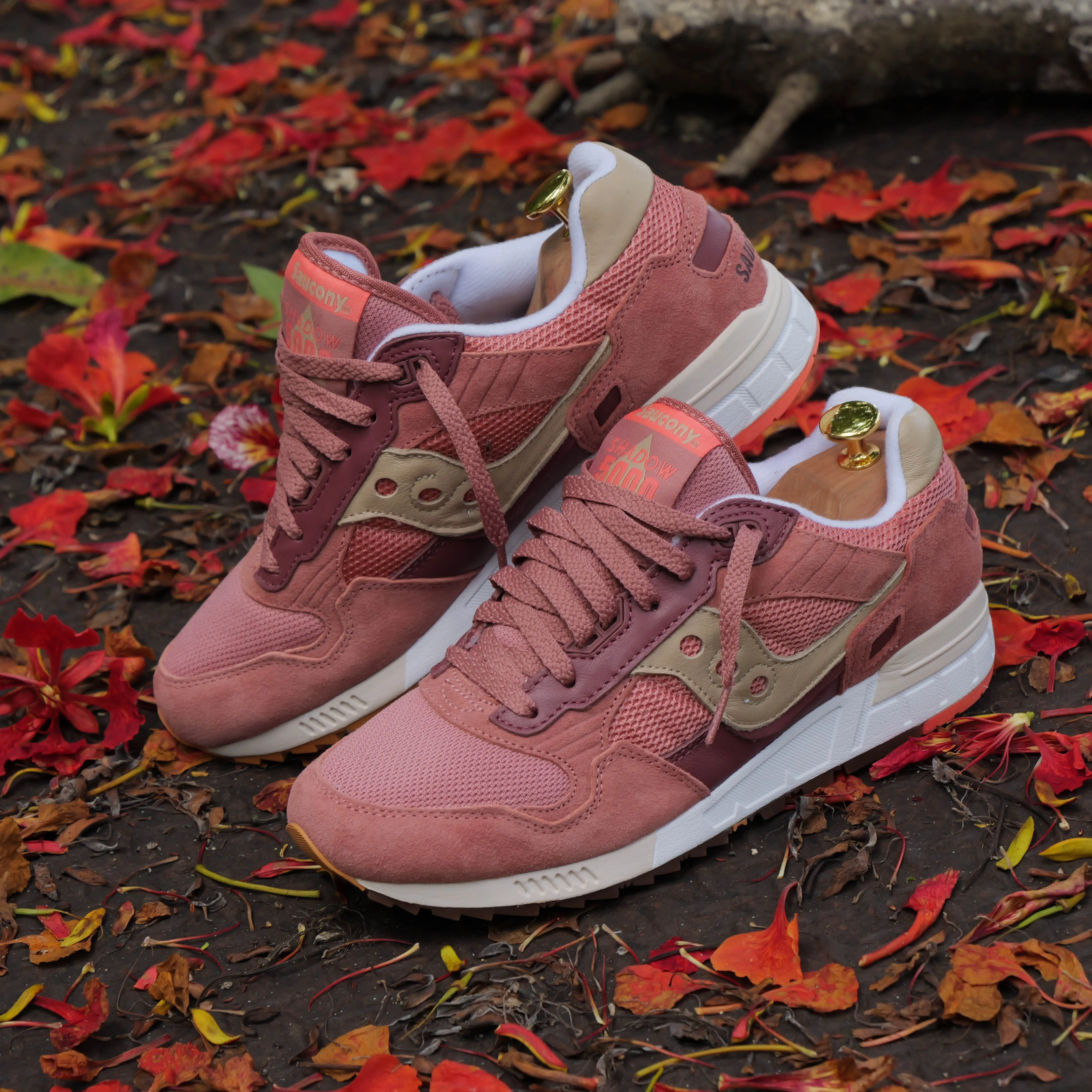 SHADOW 5000 CORAL/TAN