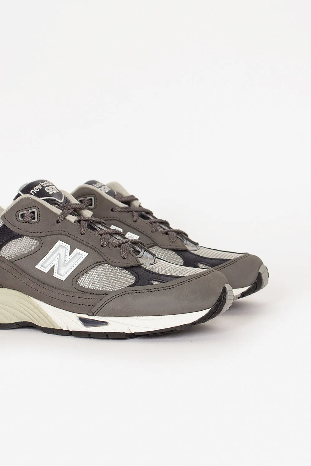 W991GNS Sneaker Castlerock Grey/Navy